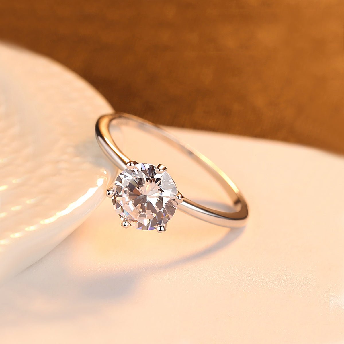Anillo Clásico Solitario con Zirconia en Plata 925 con Zirconia de 7mm - Aurora Boré