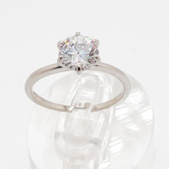 Anillo Clásico Solitario con Zirconia en Plata 925 con Zirconia de 7mm - Aurora Boré