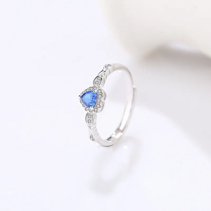 Anillo con zirconía azul: encanto delicado y elegante. Plata de ley 925, lujosa simetría, brillo celestial de la zirconía - Aurora Boré