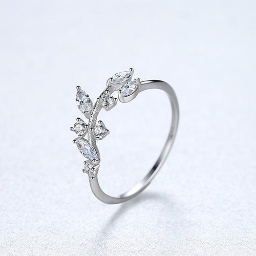 Anillo de plata 925 con brillantes zirconias y una hoja de olivo - Aurora Boré