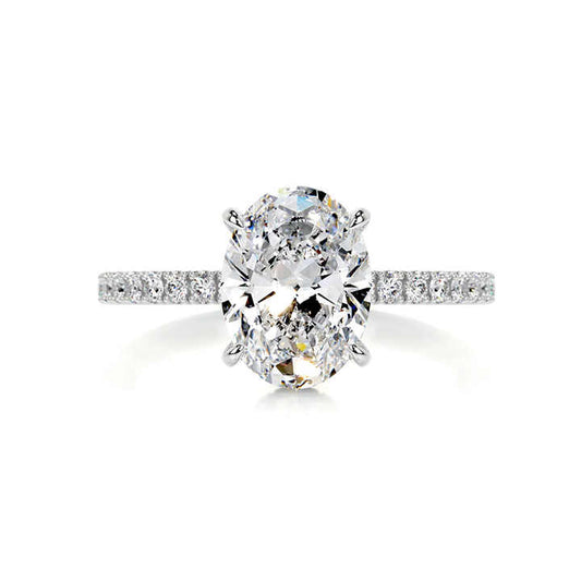 Anillo de Plata 925 con zirconia ovalado es el accesorio perfecto para añadir un toque de lujo y sofisticación - Aurora Boré