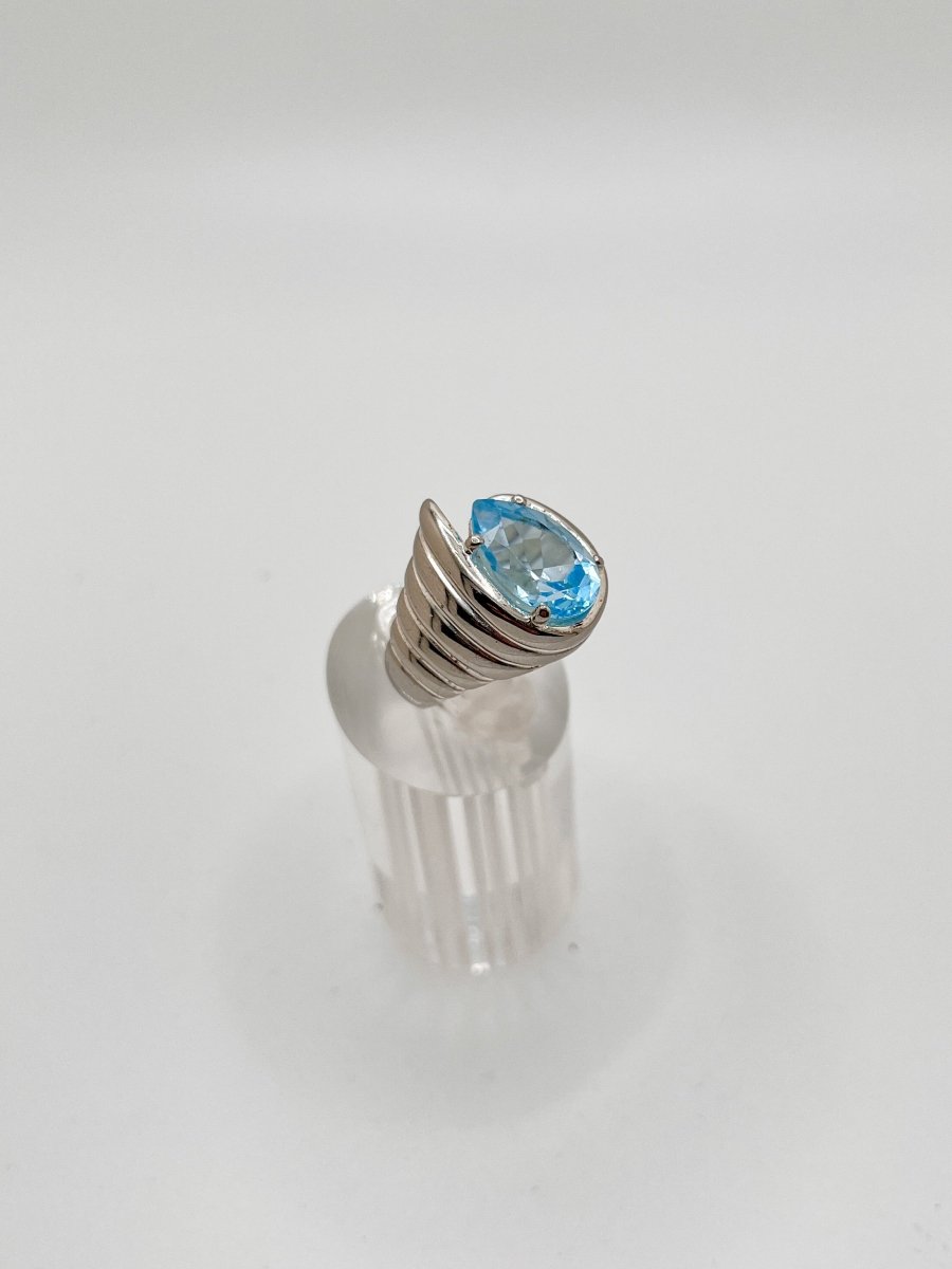 Anillo de Plata con piedra corte de Pera color Aqua - Aurora Boré