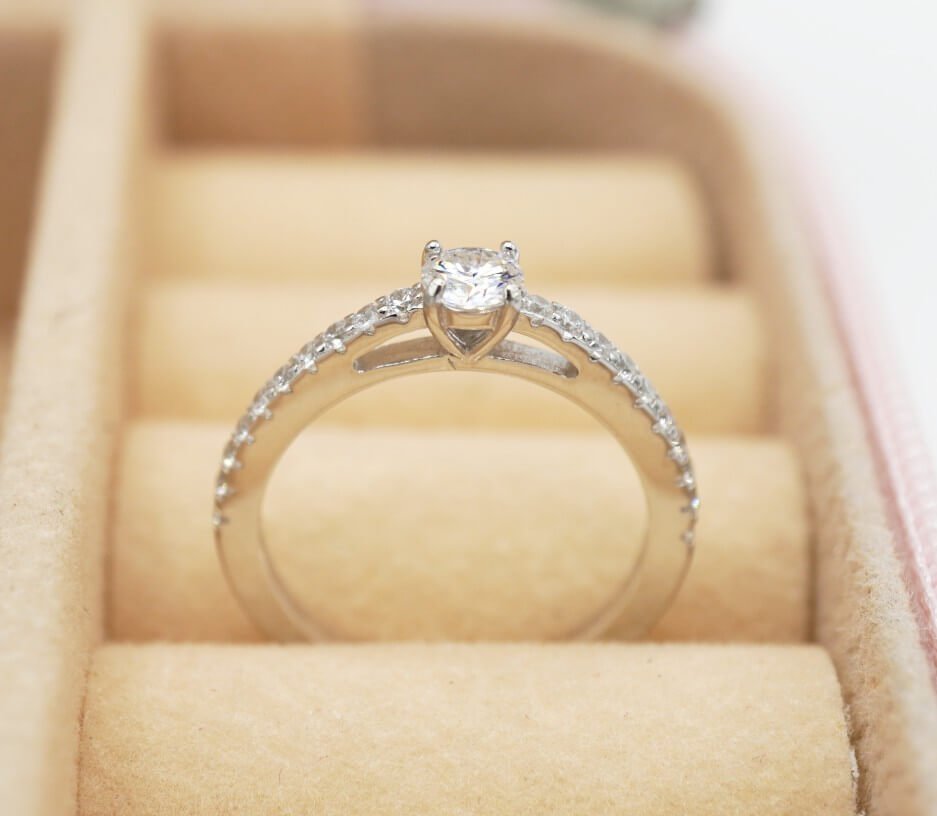 Anillo de Plata de Ley 925 con moissanite con certificado GRA - Aurora Boré