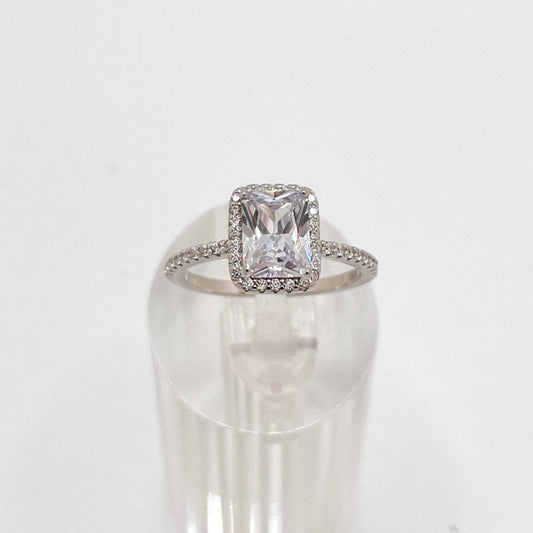 💍 Anillo "Luz de Aurora" Plata 925 Corte Esmeralda – Brillo Sofisticado - Aurora Boré