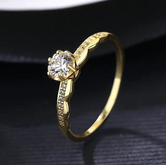 Anillo en Plata 925 con Baño de Oro 14K: una pieza clásica y sofisticada para cualquier ocasión - Aurora Boré