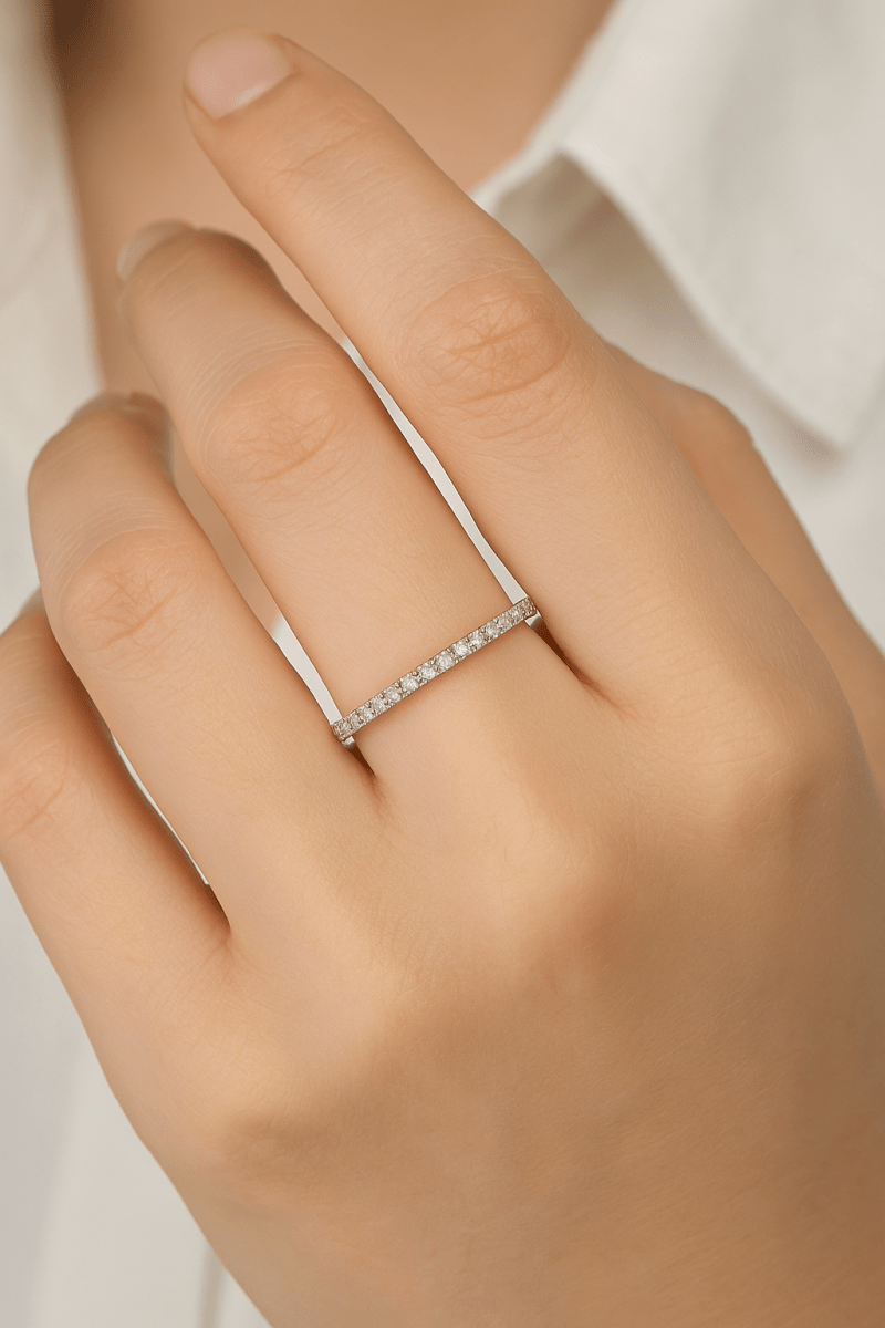 Anillo Eternidad Brillante – Plata 925 con Zirconias