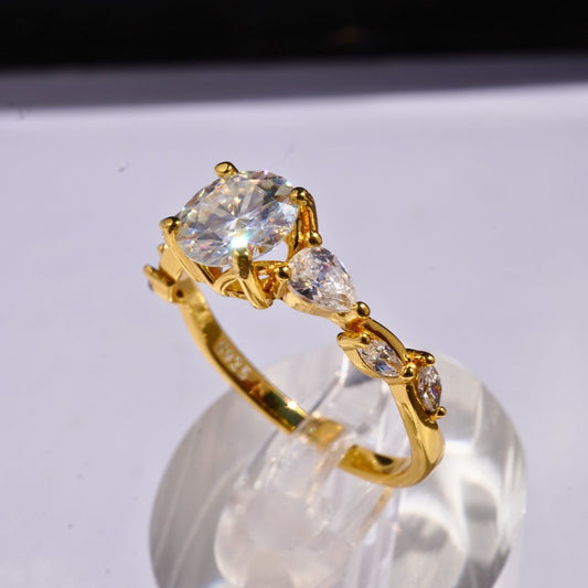 Anillo Eternidad de Plata 925 con Baño de Oro 18K y Moissanita Brillante - Aurora Boré