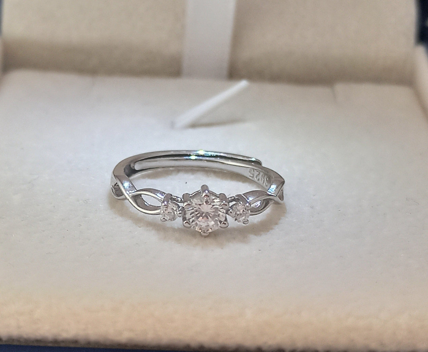 Anillos para mujer, estilo Infinito con zirconias, Material Plata 925 - Aurora Boré