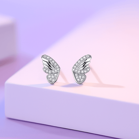 🦋 Aretes “Alas Radiantes” – Plata 925 con Zirconias