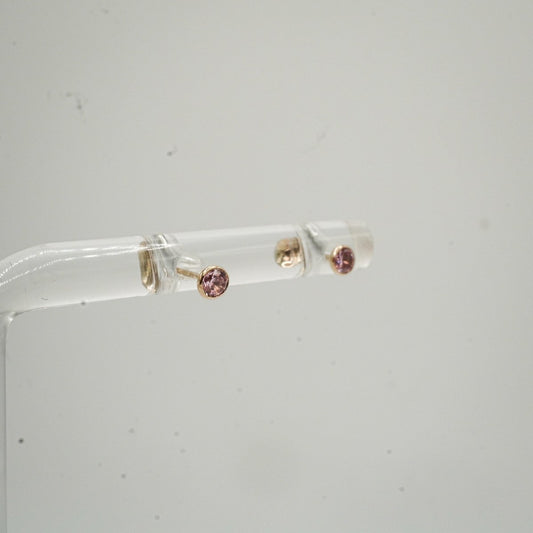 Aretes de Bebé en Oro 10K con Rosca – Tope Bolita