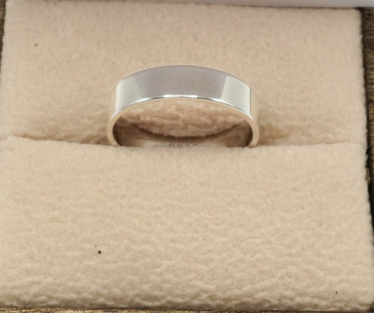 Argolla Clásica en Plata 925 – Diseño Elegante 5 mm - Aurora Boré