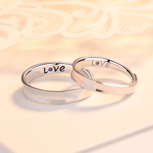Argollas para Pareja, Estilo Liso, Material Plata 925 grabado por dentro la palabra "Love" - Aurora Boré