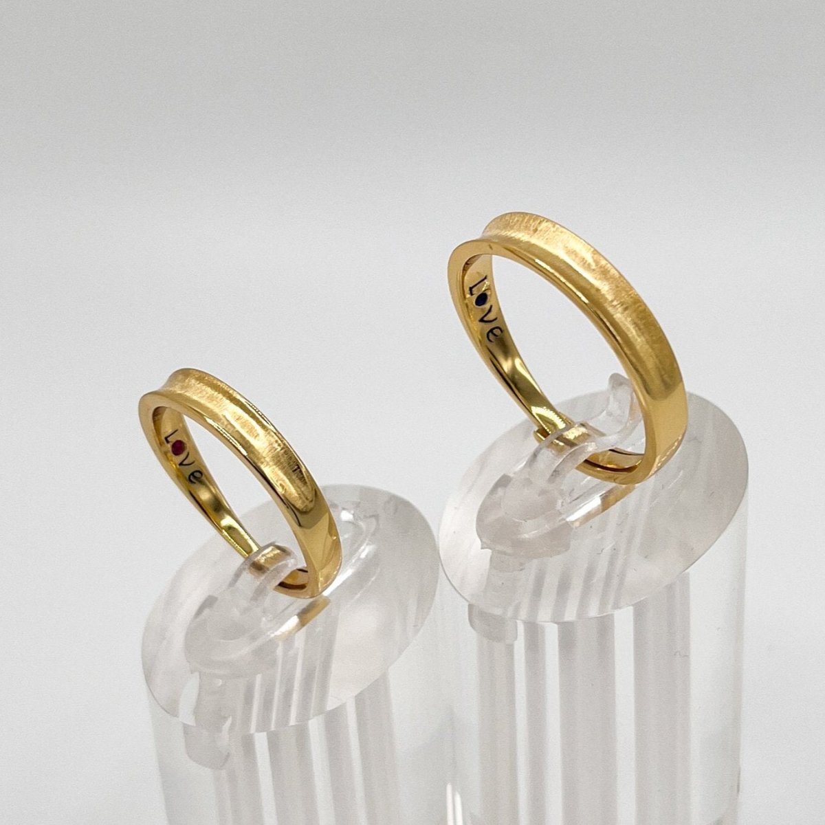 Argollas para Parejas con grabado “Love” - Aurora Boré