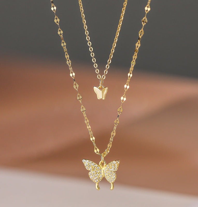 Collar doble de mariposa de plata 925 con zirconias con estilo y un toque único - Aurora Boré