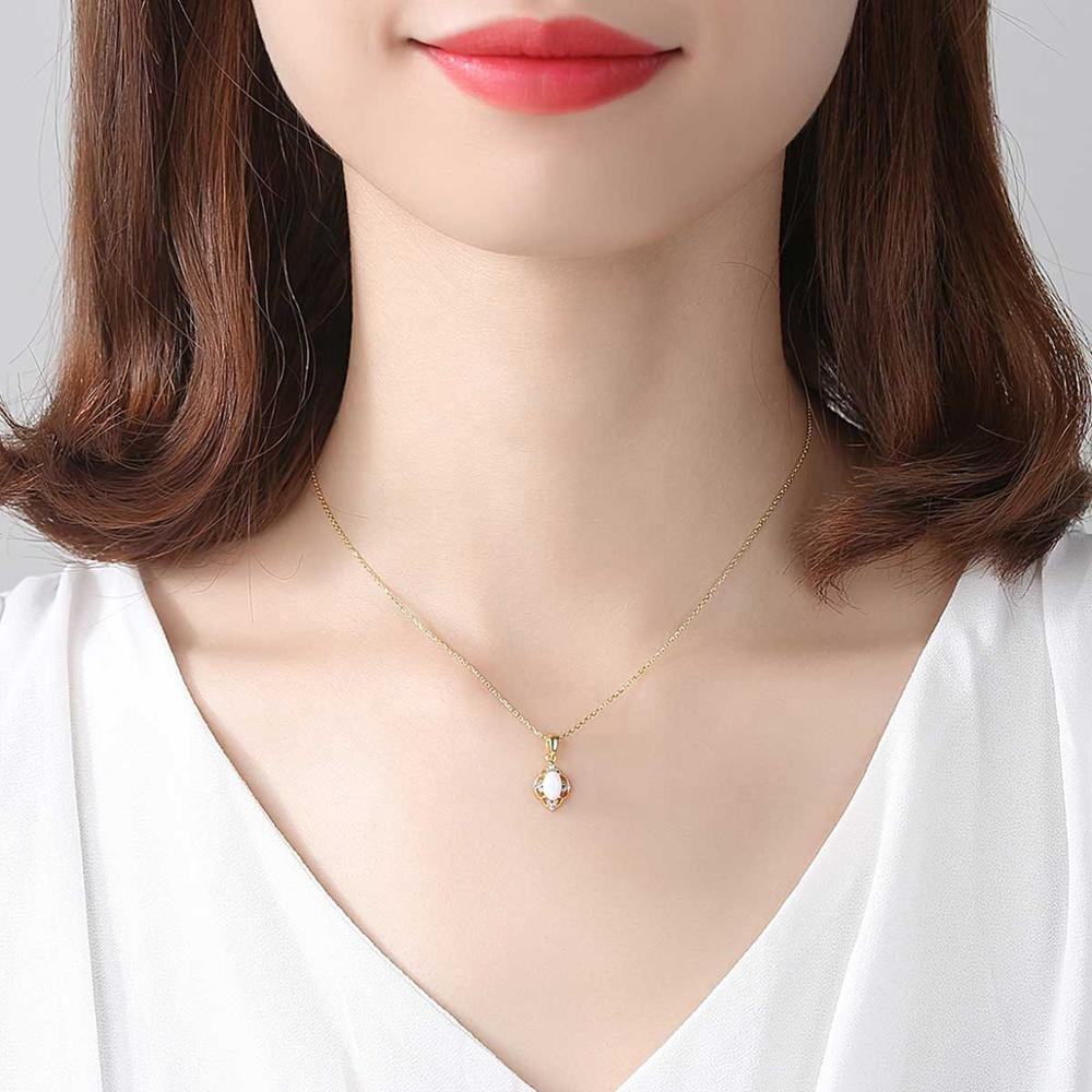 Collar en plata 925 con Baño de Oro de 18K, con colgante de Opalo - Aurora Boré