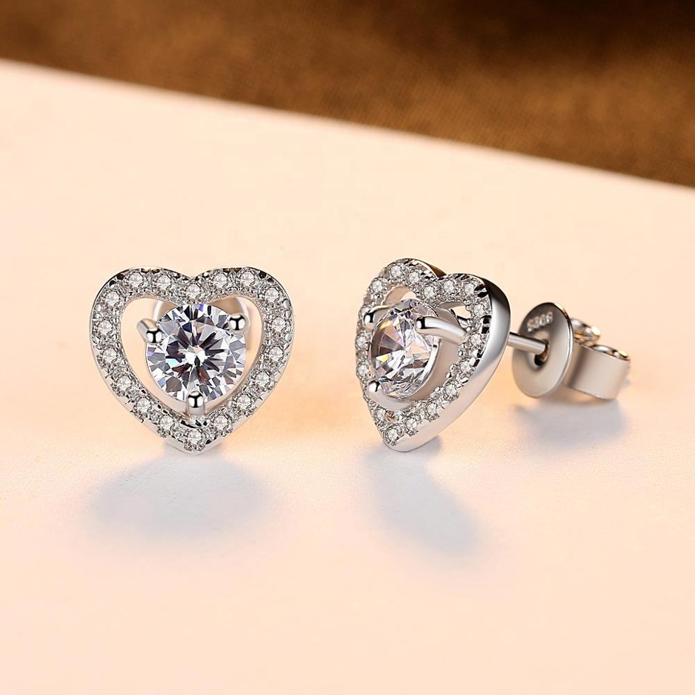 Hermosos aretes en forma de corazón en plata 925 con baño de rodio - Aurora Boré