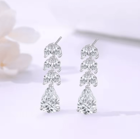 Hermosos pendientes en corte de pera brillante en plata 925 - Aurora Boré