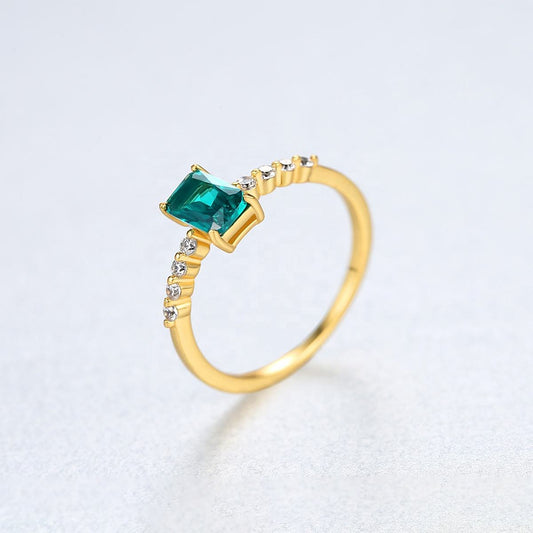 ✨ Anillo “Aurora Mística Esmeralda” – Plata 925 con Baño de Oro - Aurora Boré