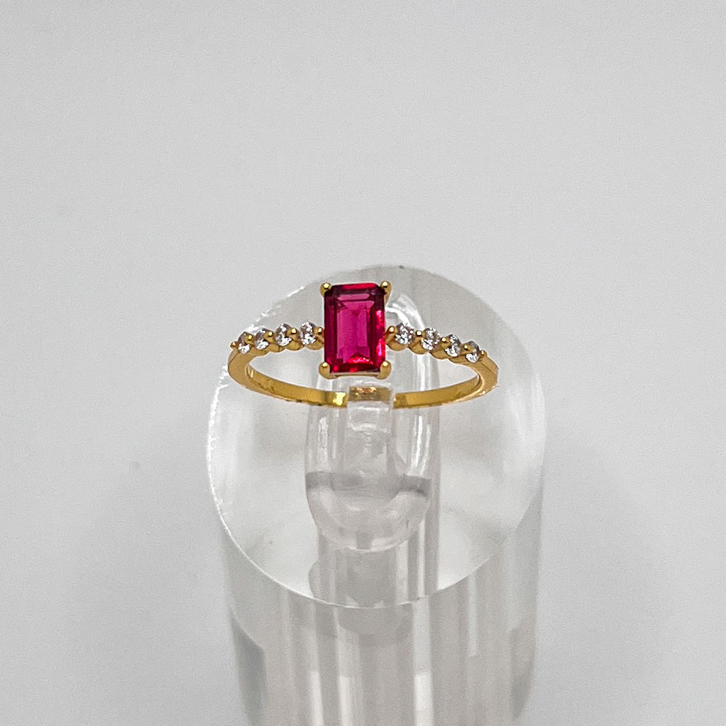 Impresionante anillo princesa mística en opción Lila, Esmeralda ó Rubí