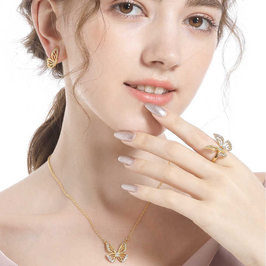 🦋 Set “Mariposa de Luz” – Plata 925 con Baño de Oro y Zirconias