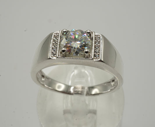 💍 Anillo “Fuerza Brillante” – Plata 925 con Moissanite Central
