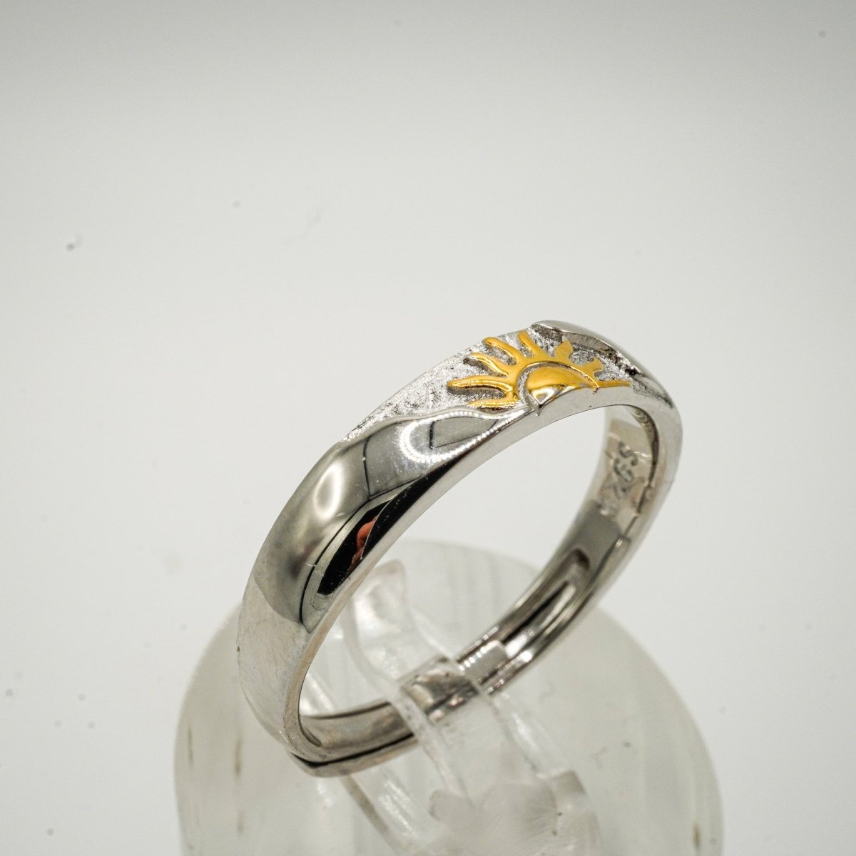 💍 Anillo “Amanecer” – Plata 925 con Detalles en Oro 14K