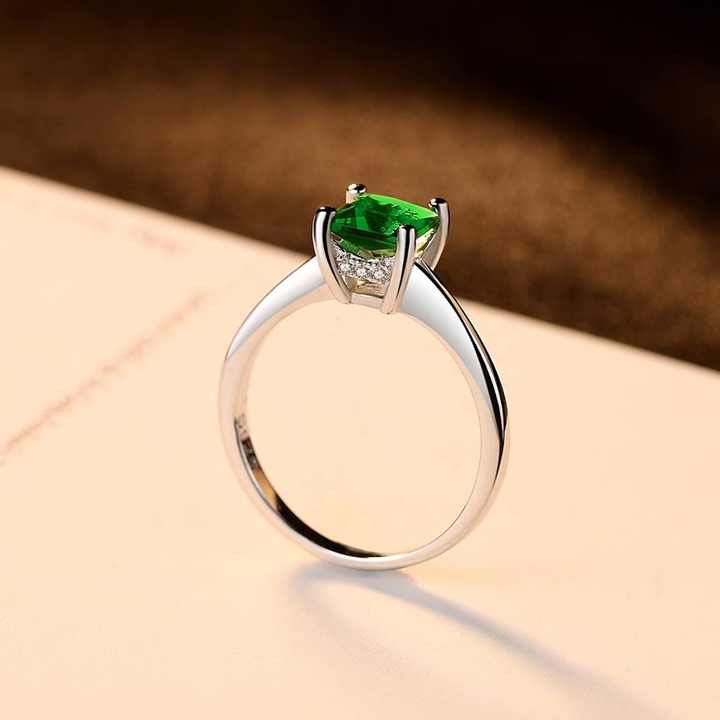 ✨ Anillo “Aura Esmeralda” – Plata 925 con Zirconia Verde Esmeralda - Aurora Boré