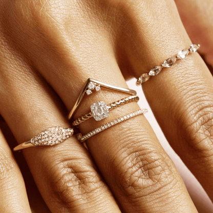 Anillo Banda "Dorada de Brillo" en Plata 925 con baño de Oro 18K
