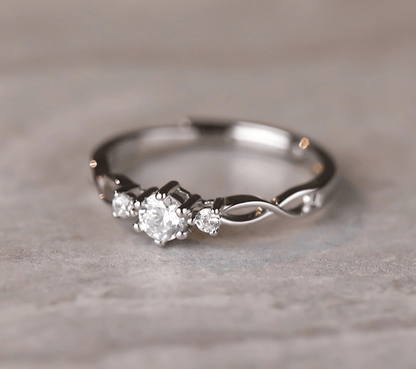 ✨ Anillo “Brillo Infinito” – Plata 925 con Zirconias