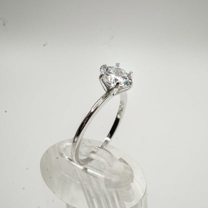 Anillo Clásico Solitario con Zirconia en Plata 925 con Zirconia de 7mm
