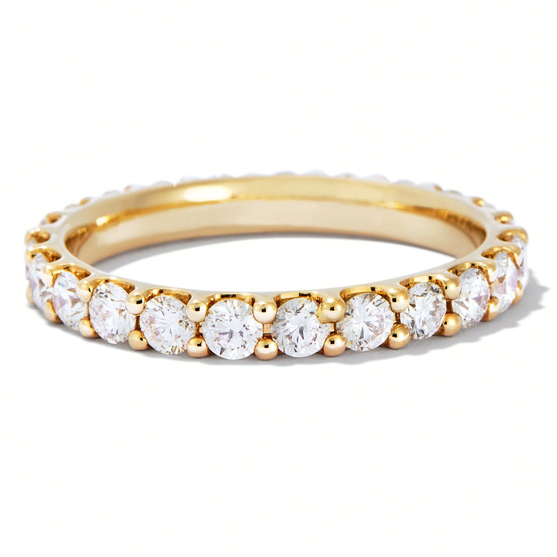 Anillo con Piedra 2.25 mm, Banda 2.6 mm – Plata 925 Baño de Oro 18K
