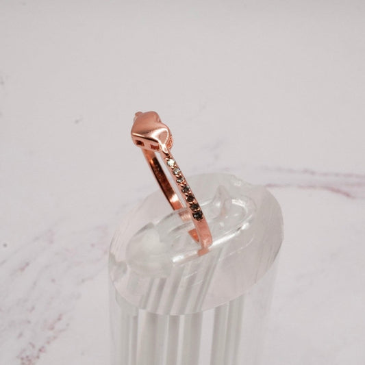 Anillo “Corazón Radiante” en Plata 925 con Baño de Oro Rosa y Zirconias