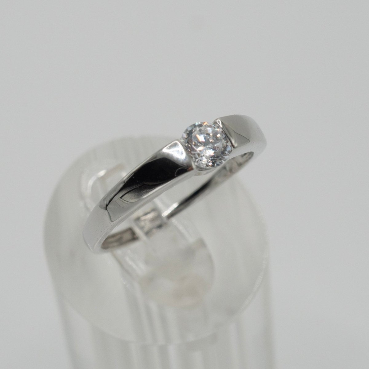 Anillo de Caballero, en Plata 925 con baño de Rodio