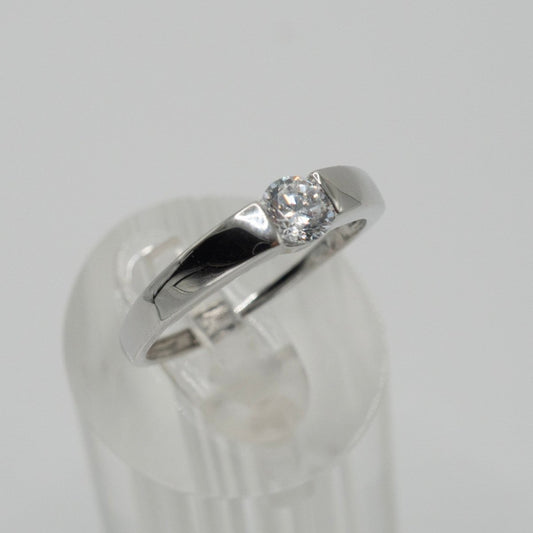 Anillo de Caballero, en Plata 925 con baño de Rodio