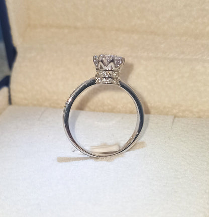 Anillo de Plata 925 y Zirconias estilo corona