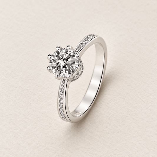 Anillo de Plata 925 y Zirconias Estilo Corona