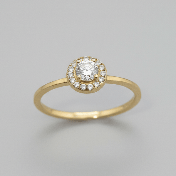 Anillo de Plata Diseño Halo, en Plata 925 con Baño de Oro 14K y Zirconias Cúbicas