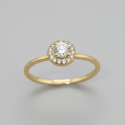 Anillo de Plata Diseño Halo, en Plata 925 con Baño de Oro 14K y Zirconias Cúbicas