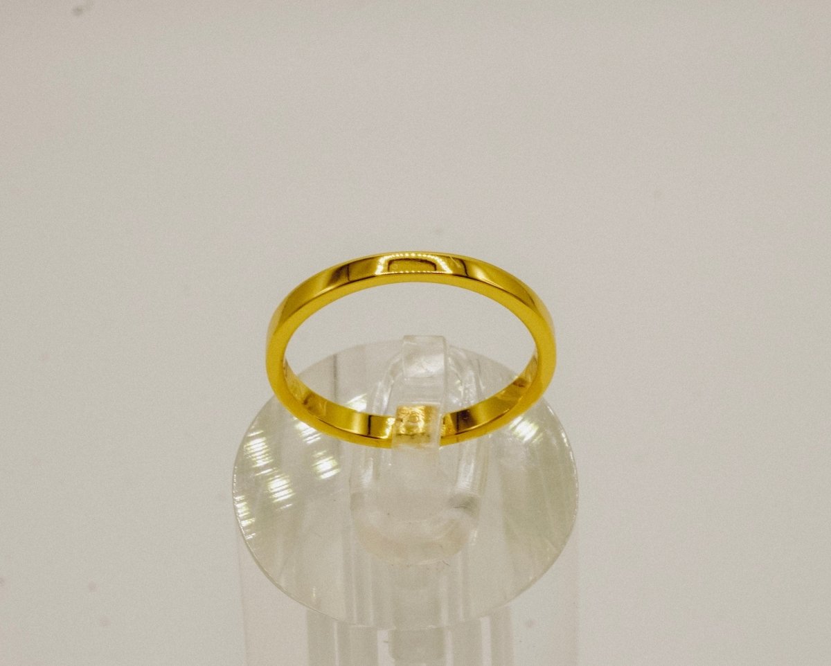 Anillo "Esencial Dorado" – Plata 925 con Baño de Oro 18K