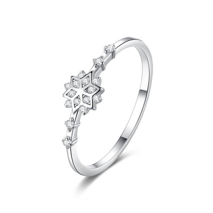 Anillo "Estrella de Luz" en Plata 925 con Zirconias