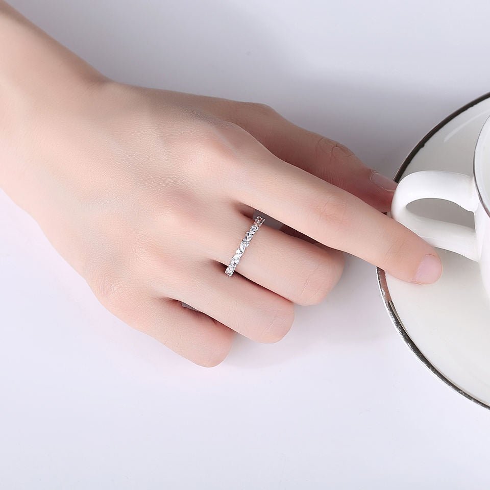 Anillo "Eterno Resplandor" en Plata 925 con Zirconias Cúbicas