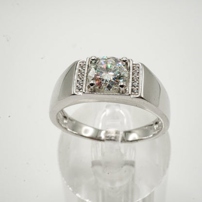 💍 Anillo “Fuerza Brillante” – Plata 925 con Moissanite Central