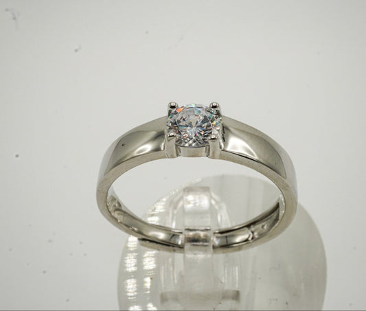 💍 Anillo “Fuerza Interior” – Plata 925 con Zirconia Cúbica