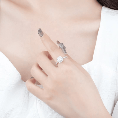 Anillo Halo Brillante en Plata 925 con Moissanite de 6.5 mm