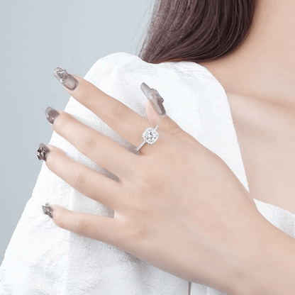 Anillo Halo Brillante en Plata 925 con Moissanite de 6.5 mm