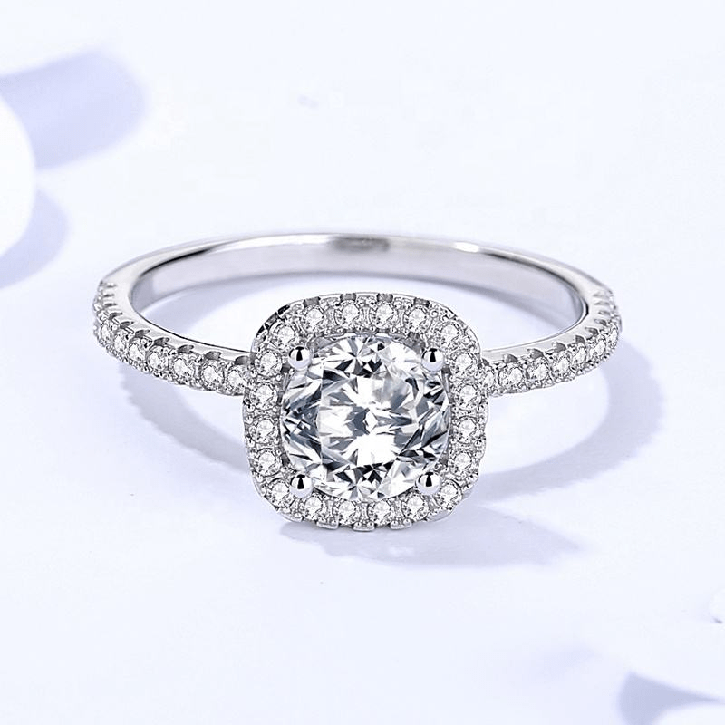 Anillo Halo Brillante en Plata 925 con Moissanite de 6.5 mm