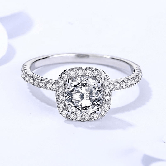 Anillo Halo Brillante en Plata 925 con Moissanite de 6.5 mm