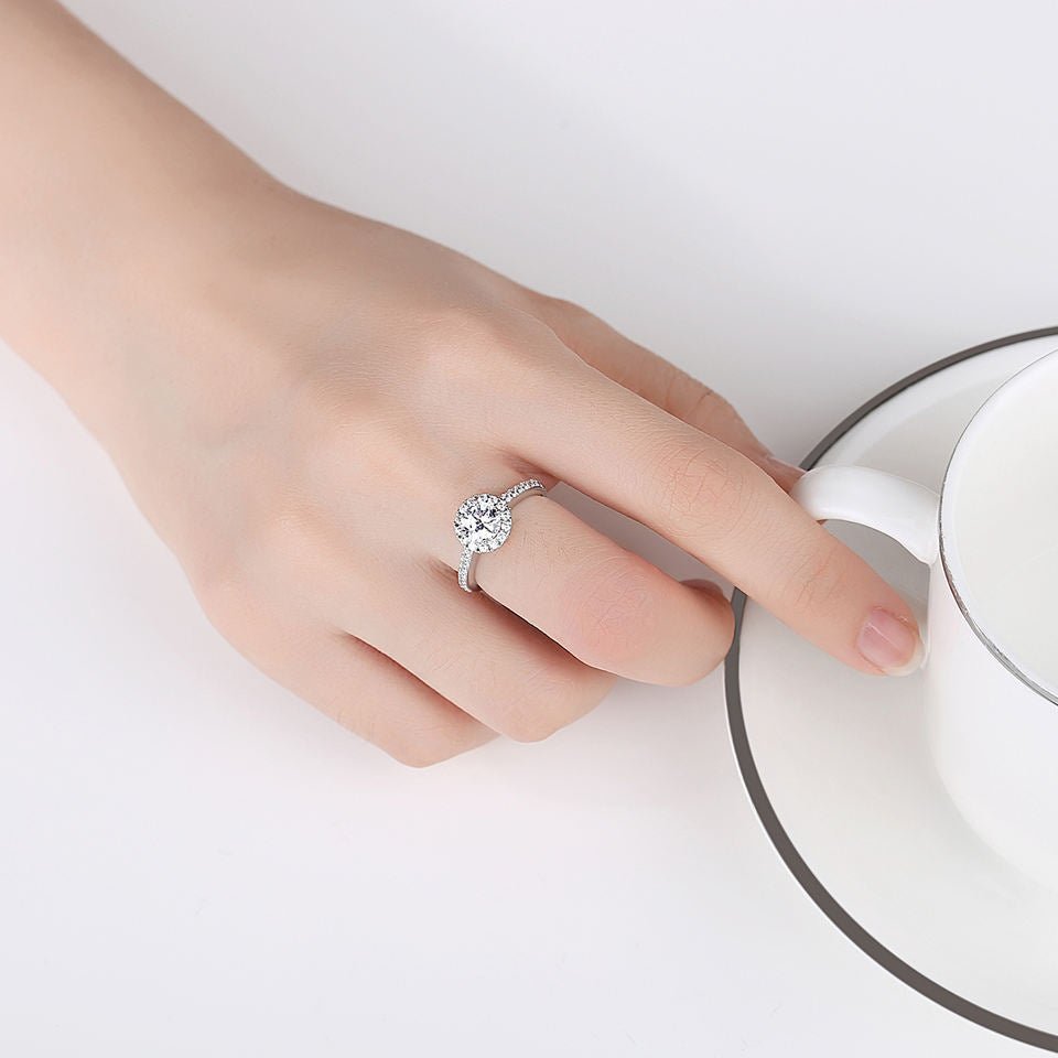 Anillo "Halo de Amor" en Plata 925 con Zirconia Cúbica