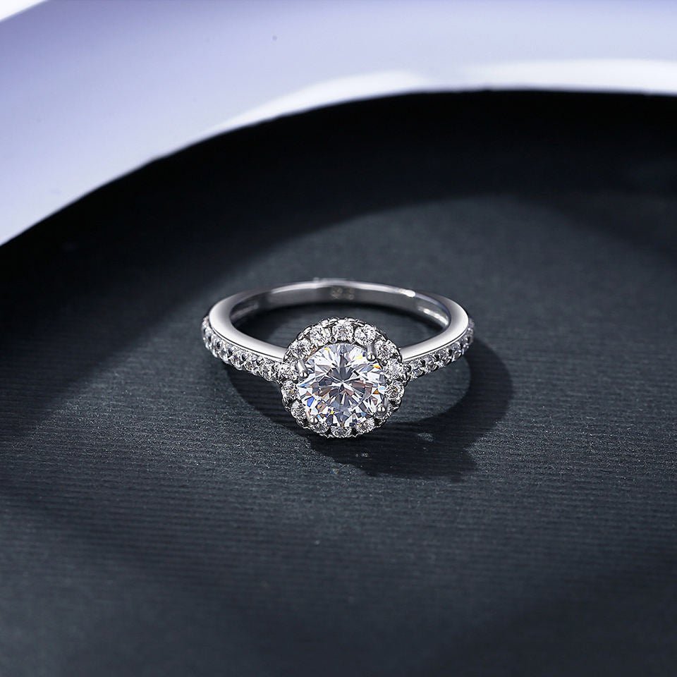 Anillo "Halo de Amor" en Plata 925 con Zirconia Cúbica