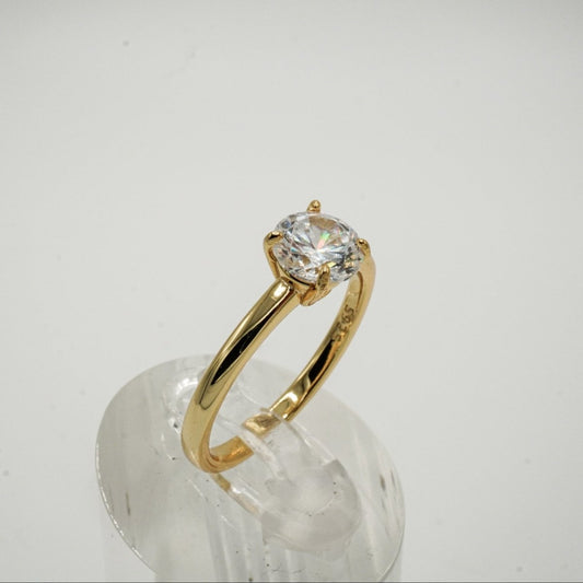 💍 Anillo “Sol de Oro” – Plata 925 con Zirconia Cúbica